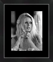 Affiche encadrée Brigitte Bardot - Portrait - 24x30 cm (Cadre Tucson)